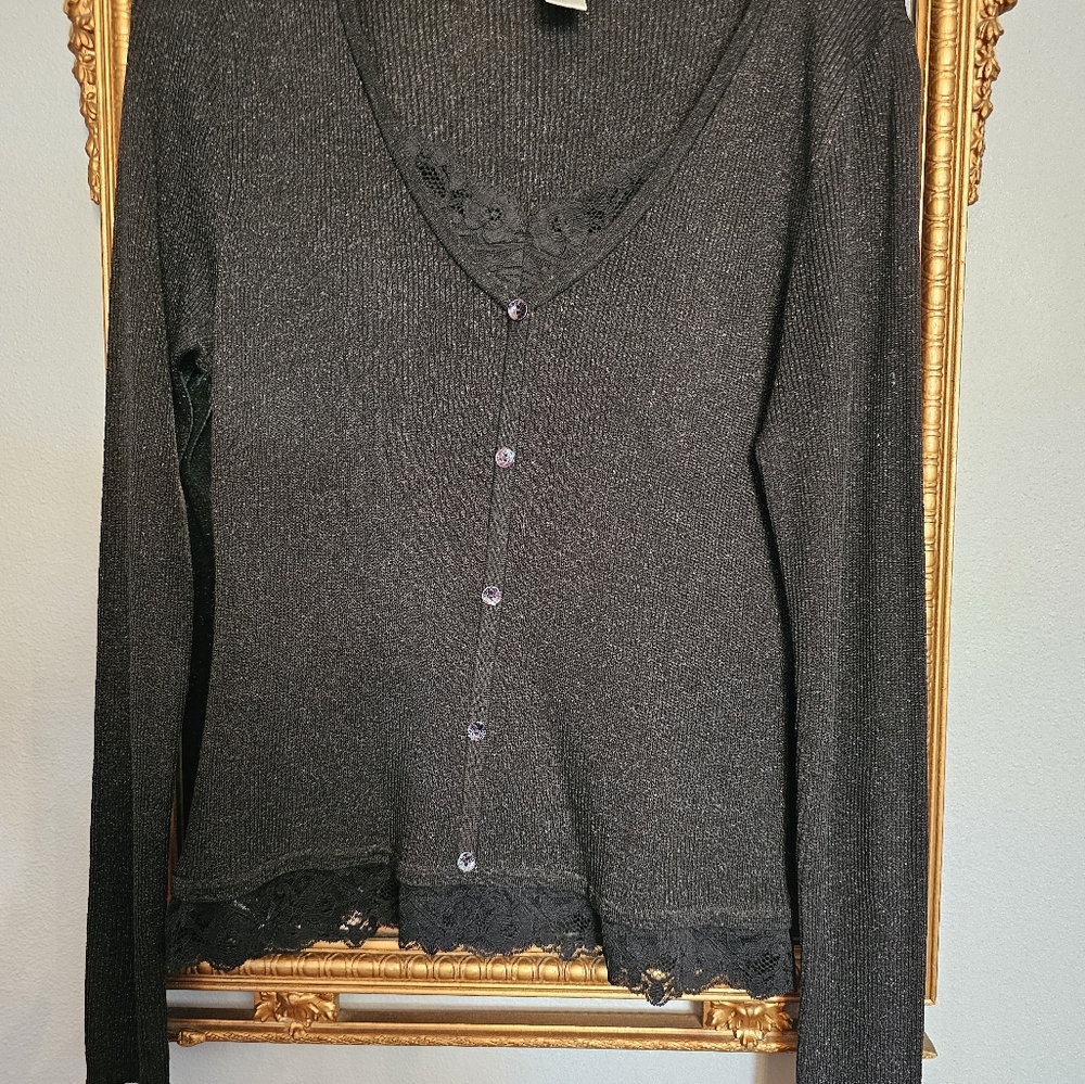 Lightweight pullover sweater with lace
